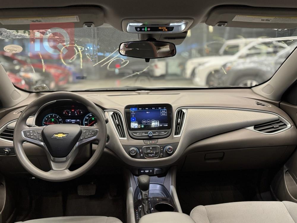 https://cdn.iqcars.io72b9dc1f-56e7-4017-afc3-2ff30857c8a3_5.jpg